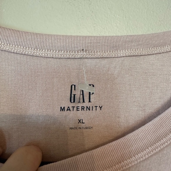 Womens Gap maternity top xl nwot - Picture 2 of 2
